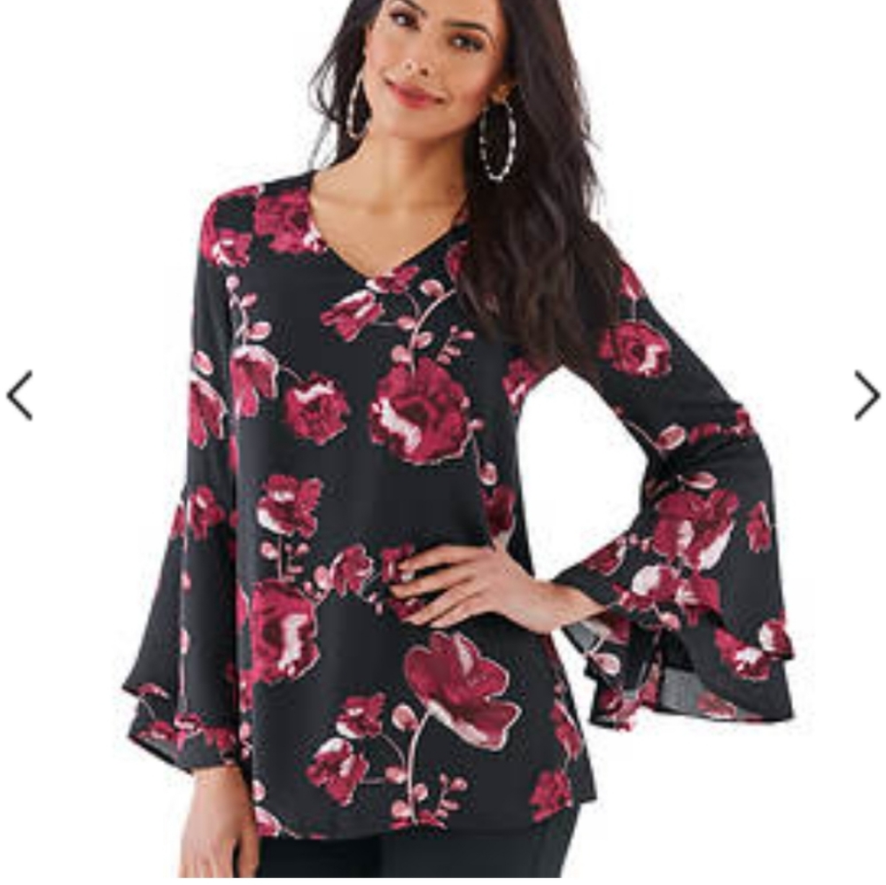 K.Jordan Plus Size Bell Sleeve Floral Blouse NWOT